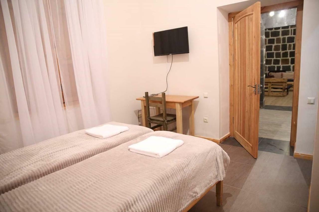 Guesthouse Emma Γκιουμρί Εξωτερικό φωτογραφία